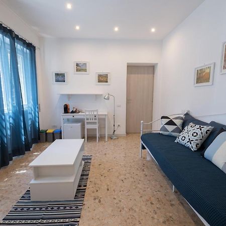 Casa Rosa Beige E Blu Apartment โรม ภายนอก รูปภาพ