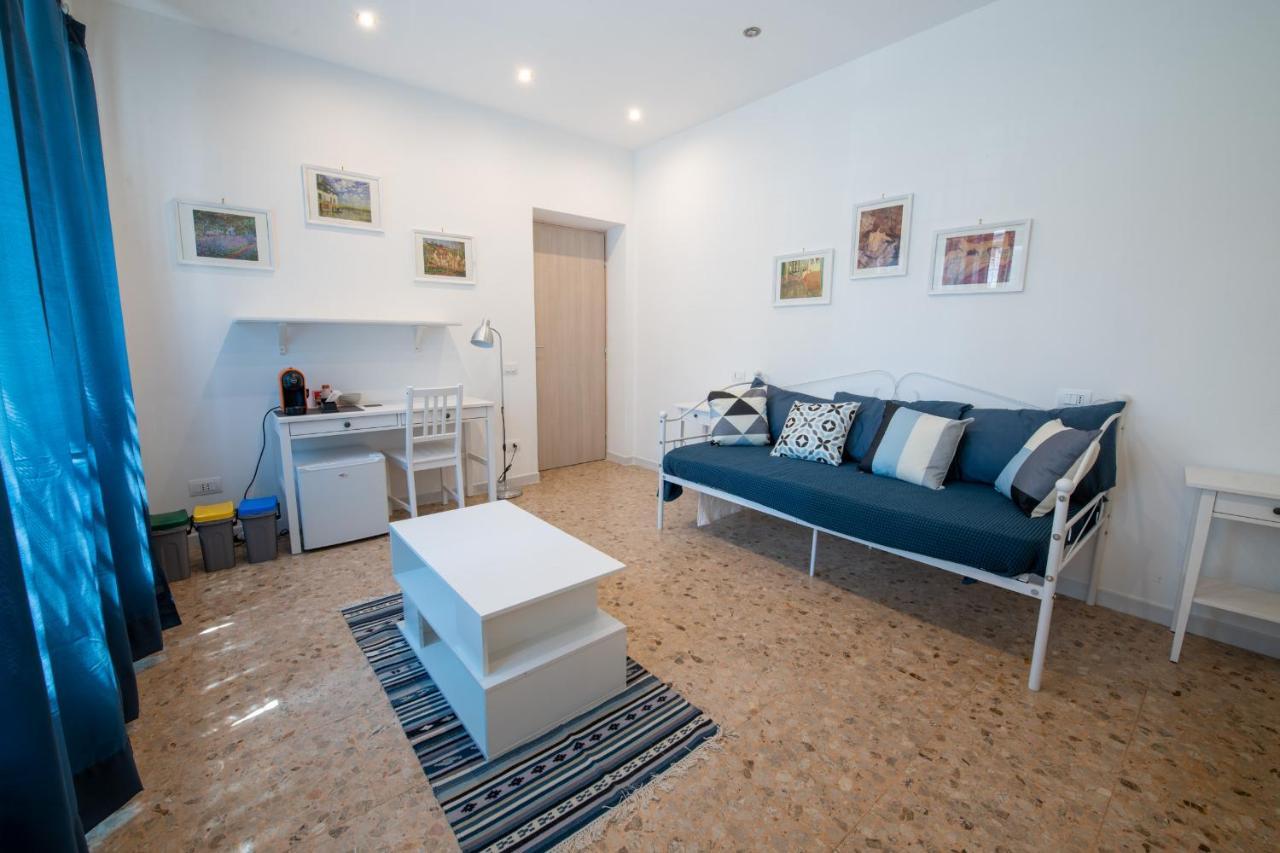 Casa Rosa Beige E Blu Apartment โรม ภายนอก รูปภาพ